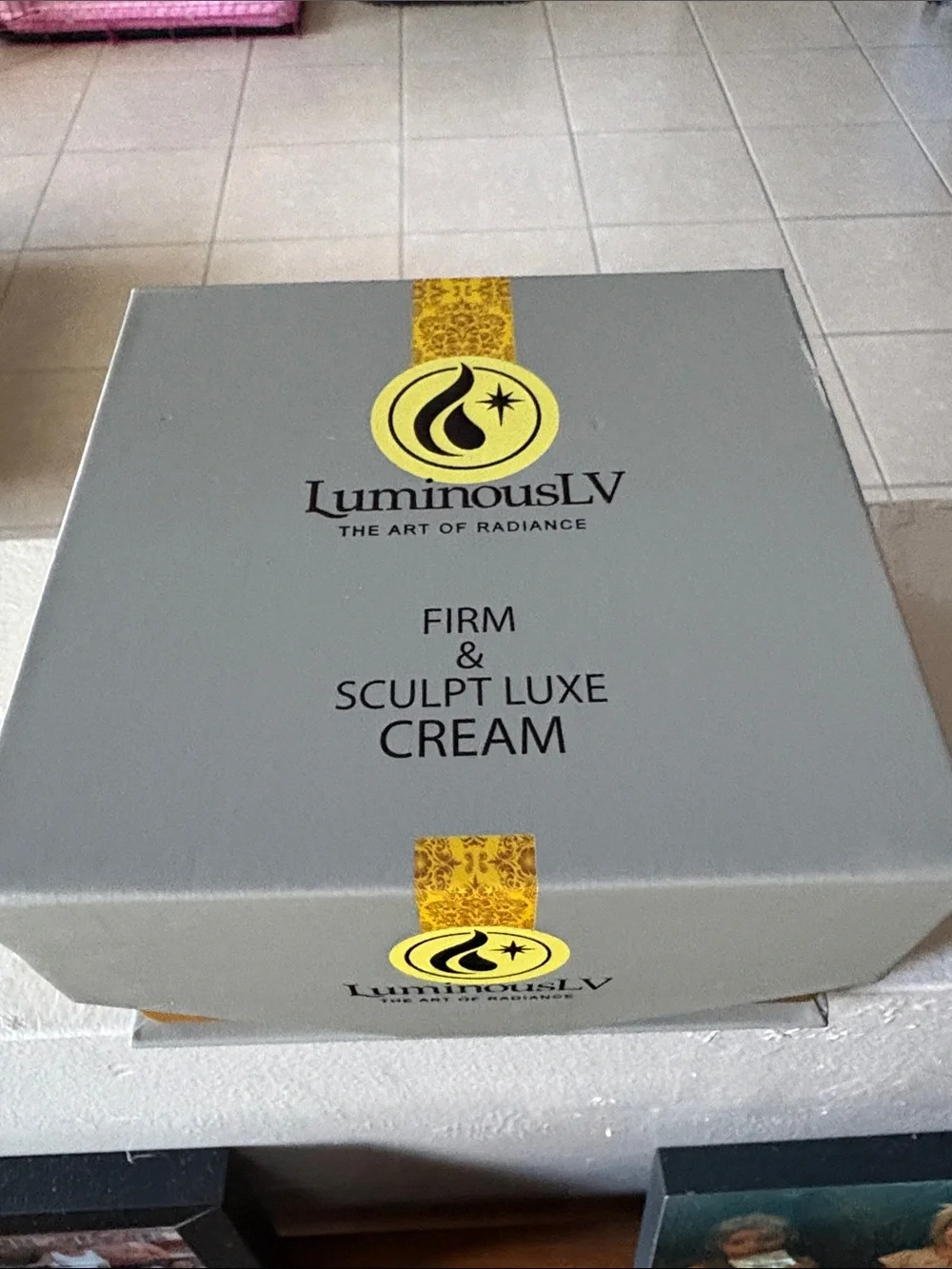LuminousLV Firm & Sculpt Luxe Cream — Gray